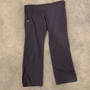 Cherokee maternity scrubs